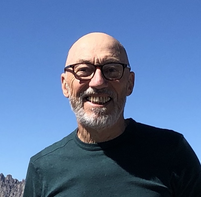 Pierre-Marie Dutel, créateur de GagnerLoto, portrait de la tête au buste.